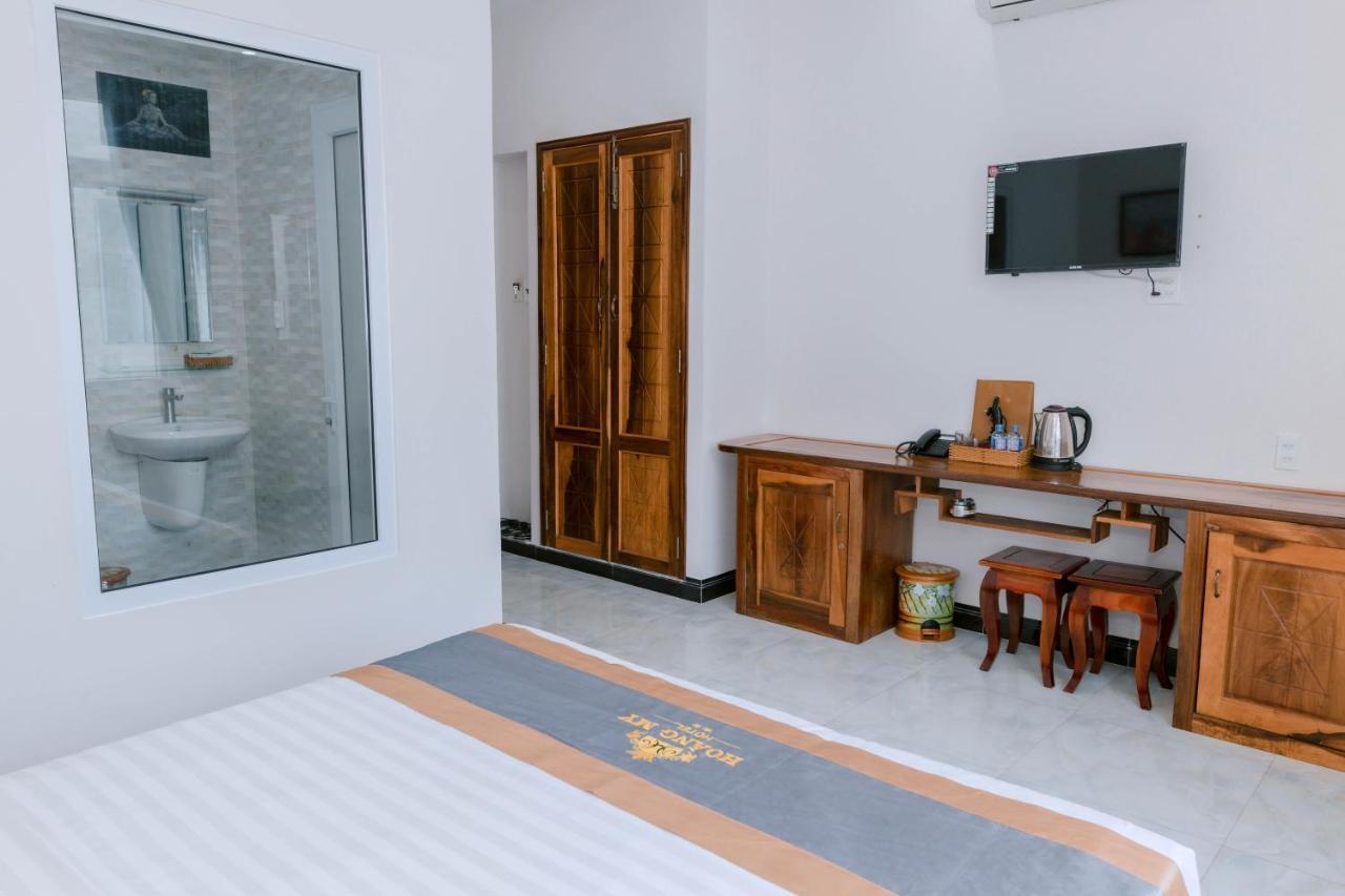 Khach San Hoang My Hotell Tuy Hoa Exteriör bild