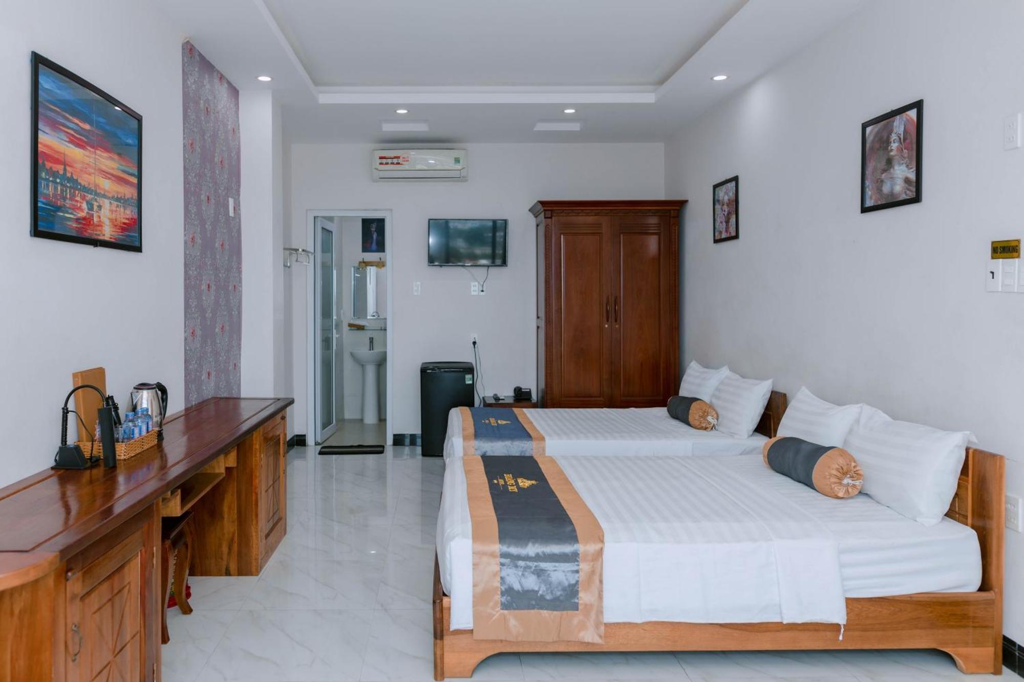 Khach San Hoang My Hotell Tuy Hoa Exteriör bild