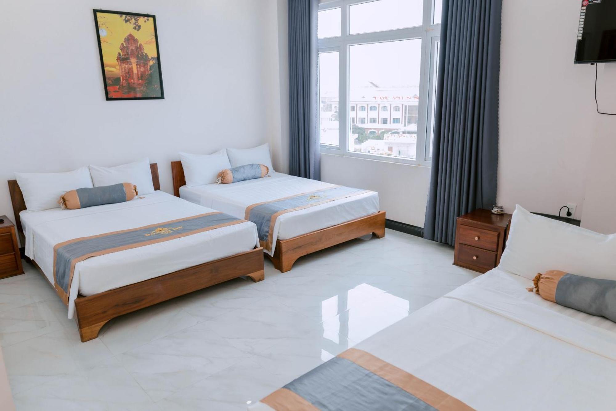 Khach San Hoang My Hotell Tuy Hoa Exteriör bild