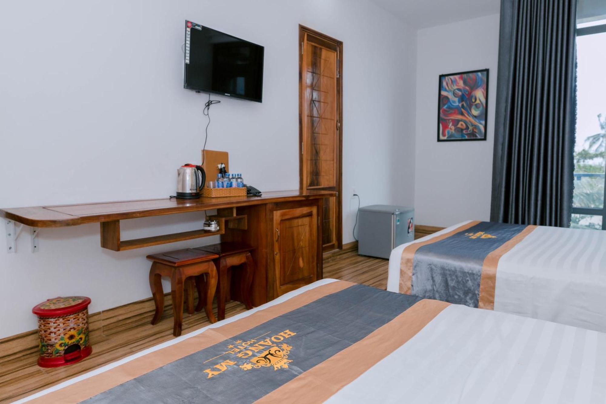 Khach San Hoang My Hotell Tuy Hoa Exteriör bild