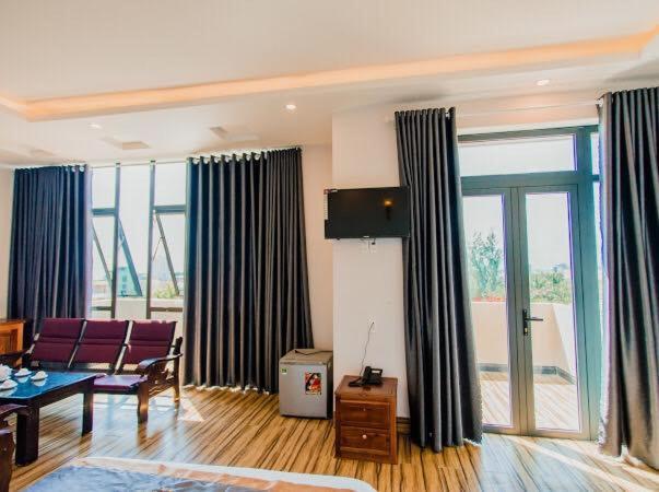 Khach San Hoang My Hotell Tuy Hoa Exteriör bild